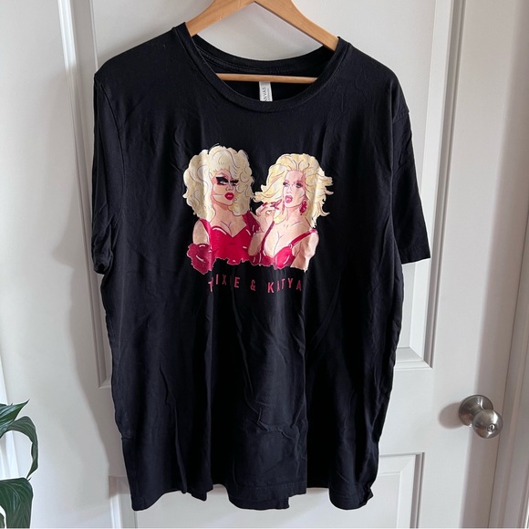 Trixie & Katya drag merch XXL - Picture 4 of 6